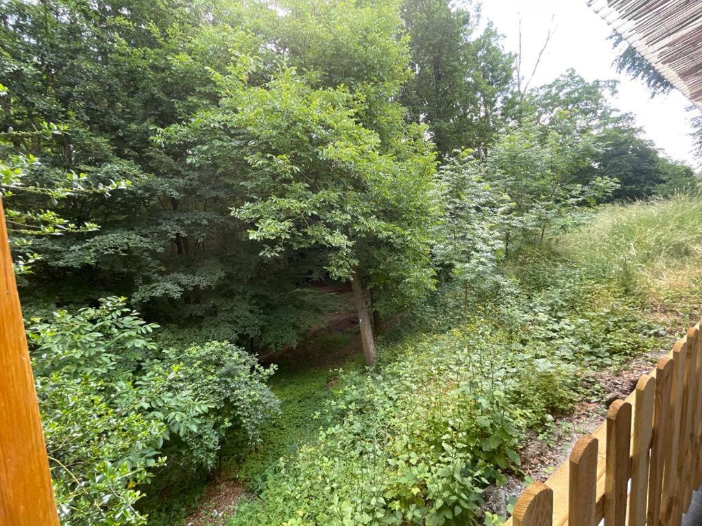 Les Lilas Marche-en-Famenne Buitenkant foto